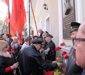 Крымские коммунисты почтили память И.В. Сталина