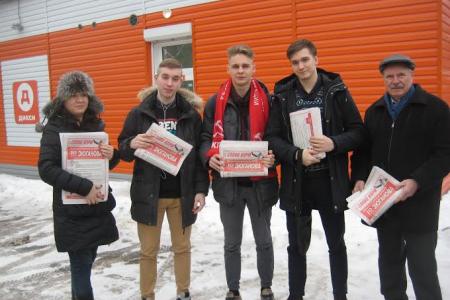 В поселке Рощино состоялось выездное заседание Ленинградского обкома КПРФ