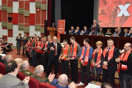 «Правда»: Опора на коллектив и на справедливость