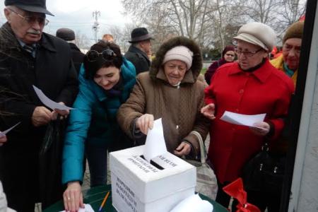 Севастопольские коммунисты уверены — Советскому Союзу быть!