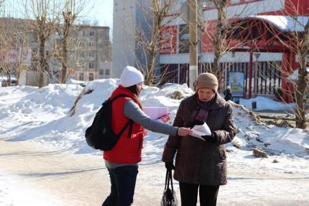Комсомольцы Удмуртии провели серию одиночных пикетов