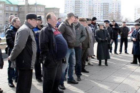 Саратов. Требования мостовиков: рабочий контроль над предприятием и восстановление СССР!