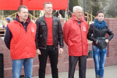 Севастопольские коммунисты отметили в Балаклаве масленицу