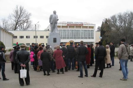Лицом к лицу с народом! Депутат-коммунист В.И. Бессонов проводит встречи с жителями Ростовской области