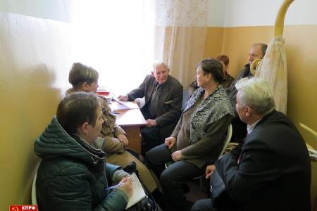 Первый секретарь Тамбовского обкома КПРФ А.И. Жидков продолжает работать в первичках
