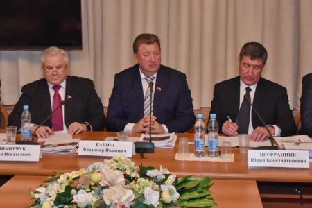 Коммунисты в Госдуме приняли участие в круглом столе на тему «Развитие промышленной переработки техногенного сырья в России»