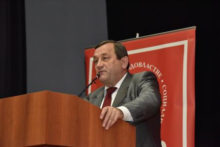 «Правда»: Опора на коллектив и на справедливость