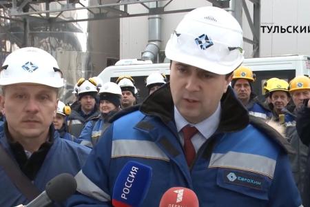 Телеканал "Первый Тульский" показал репортаж о встрече Олега Лебедева с работниками Новомосковского химкомбината - крупнейшего налогоплательщика Тульской области