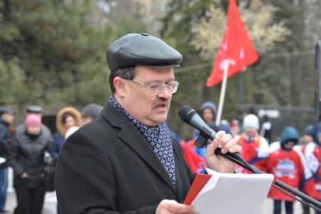 «Воссоздадим Советский Союз! Вернем социализм!». Митинг в Ростове-на-Дону