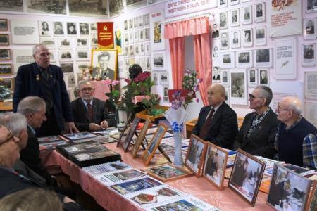 Курганская область. Активисты КПРФ посетили музей локомотивного депо