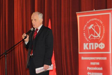 Депутаты-коммунисты провели отчет в Октябрьском районе Рязани