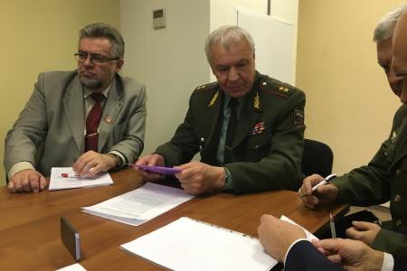 Вячеслав Тетёкин: сотрудничество с движением болельщиков – важная часть патриотической деятельности КПРФ