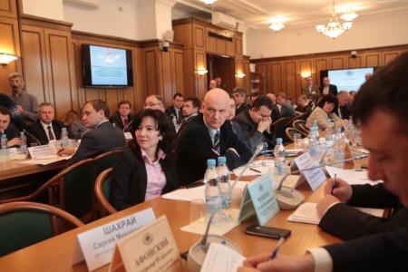 Г.А. Зюганов, С.А. Гаврилов и С.Ю. Глазьев обсудили перспективы приватизации и национализации с руководством и представителями крупнейших российских компаний