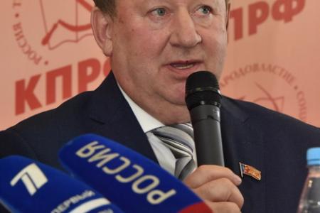 «Правда»: Опора на коллектив и на справедливость