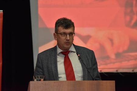 «Правда»: Опора на коллектив и на справедливость