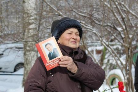 Пять лет со дня смерти Виктора Илюхина. Акция памяти в Пензе