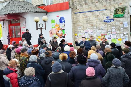 Олег Лебедев продолжает массовые встречи с избирателями в Тульской области
