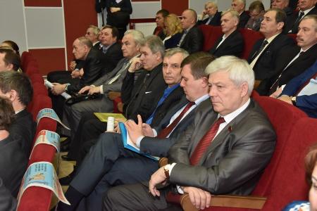 «Правда»: Опора на коллектив и на справедливость