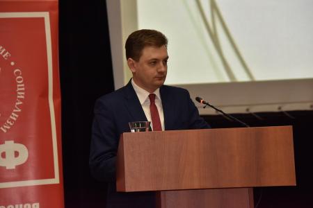 «Правда»: Опора на коллектив и на справедливость