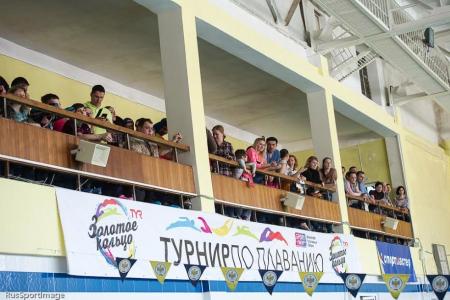 Калуга. Соревнования по плаванию спортклуба КПРФ собрали более двухсот  юных участников