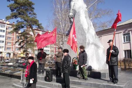 Амурская область. В Белогорске прошел митинг КПРФ в день памяти 312 борцов, павших в боях за власть Советов