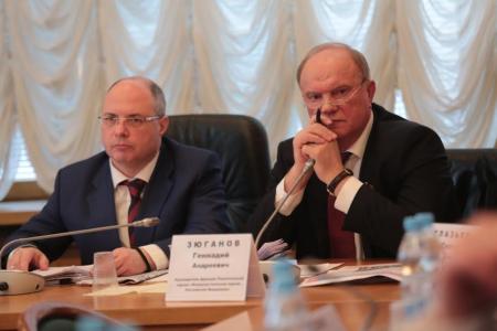 Г.А. Зюганов, С.А. Гаврилов и С.Ю. Глазьев обсудили перспективы приватизации и национализации с руководством и представителями крупнейших российских компаний