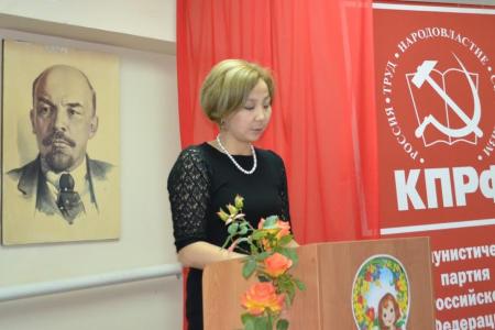 В Калмыкии прошел «круглый стол» на тему: «Роль женщины в современном российском обществе»