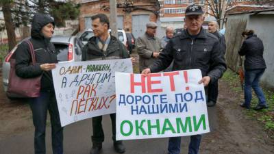 Мэр Евланов проблему создал, а решать будем все вместе. В Краснодаре состоялся митинг против вырубки деревьев 
