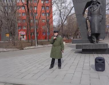 Жители Хорошевского района и московские коммунисты выступают против сноса гаражей и строительства на их месте "народного парка" под линией электропередач