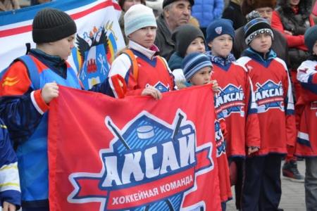 «Воссоздадим Советский Союз! Вернем социализм!». Митинг в Ростове-на-Дону