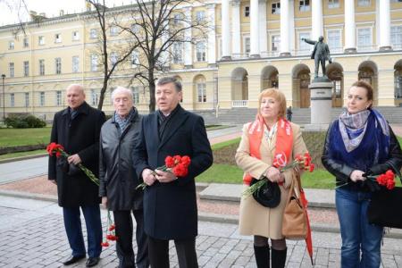 Д.Г. Новиков: Социалистическая революция не была случайным эпизодом истории