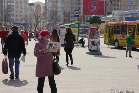 Липецкие коммунисты отметили День космонавтики