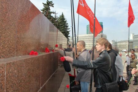 Челябинцы отметили День рождения В.И. Ленина