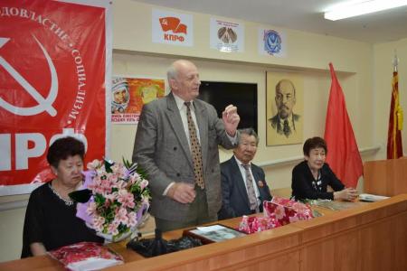 Республика Калмыкия. И юный Октябрь впереди!