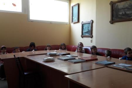 Встреча поколений в севастопольском эко-парке «Лукоморье»