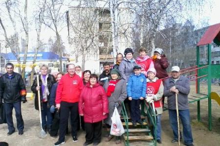 Тюменская область. Тобольские коммунисты провели ленинский субботник