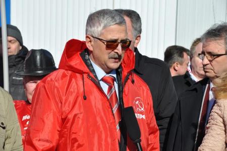 Коммунисты отправили 53-й гуманитарный конвой на Донбасс