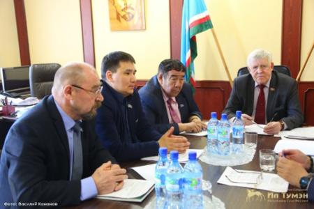Лидер якутских коммунистов Виктор Губарев возглавил рабочую комиссию по расследованию факта уничтожения ездовых оленей 