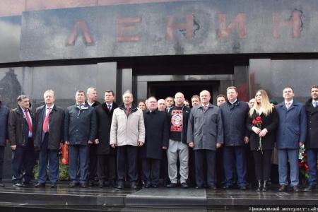 Джефф Монсон назвал коммунизм верной дорогой в будущее