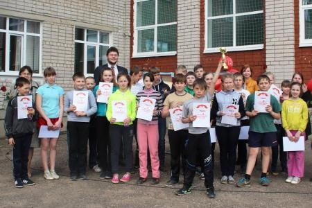 Новгородские коммунисты провели спортивно-просветительский праздник в Савино