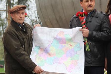 «Это день скорби и памяти, а не праздник!» Пикет брянских коммунистов в день 30-летия аварии на ЧАЭС