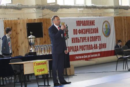 Ростов-на-Дону. Депутат-коммунист В.И. Бессонов выступил перед участниками соревнований по армейскому рукопашному бою