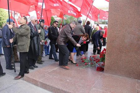 Республика Крым. В Симферополе почтили память В.И.Ленина