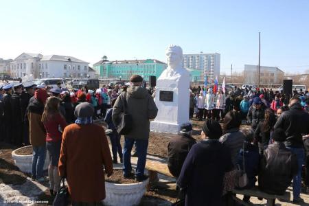 В Гагаринском округе Якутска отметили 55-летие полета Юрия Гагарина в космос