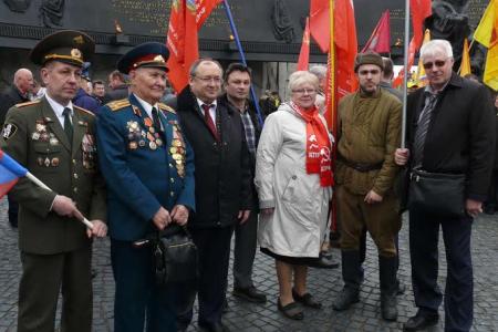 Дорогами Победы. В Ленинградской области состоялся праздничный автопробег в преддверии 9 Мая