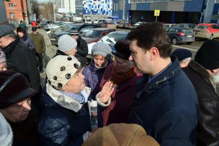Олег Лебедев провел очередную массовую встречу с жителями города Тулы
