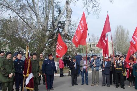 Коммунисты Республики Крым отметили 72-ю годовщину со дня освобождения городов Армянска, Феодосии, Керчи и Красноперекопска