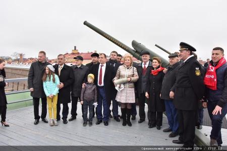 Санкт-Петербург. Г.А. Зюганов принял участие в праздничных мероприятиях, посвященных Дню космонавтики. Видео