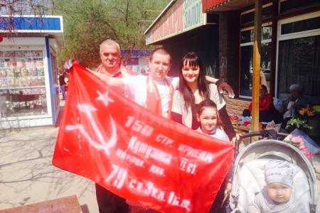 Волгоградские коммунисты провели День Знамени Победы в Ворошиловском районе