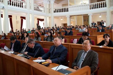 Коммунисты провели «круглый стол» на тему: «О путях стабилизации социально-экономической ситуации в Республике Бурятия»
